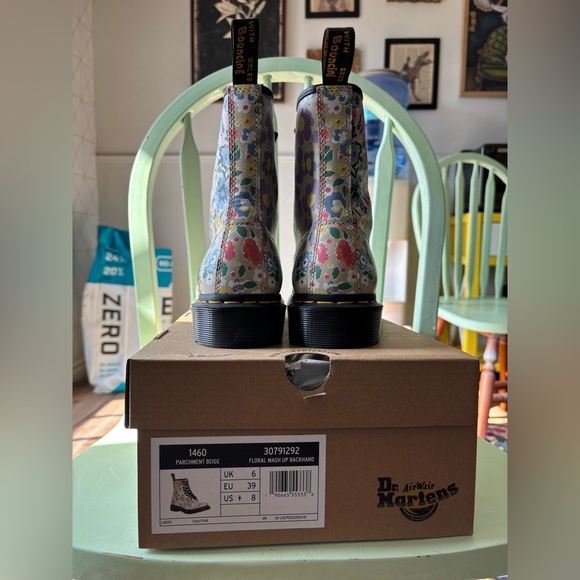 Dr Martens Floral Mashup Backhand Sz 8 - Picture 5 of 6